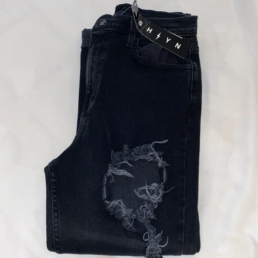 Black ripped jeans - Picture 2 of 3